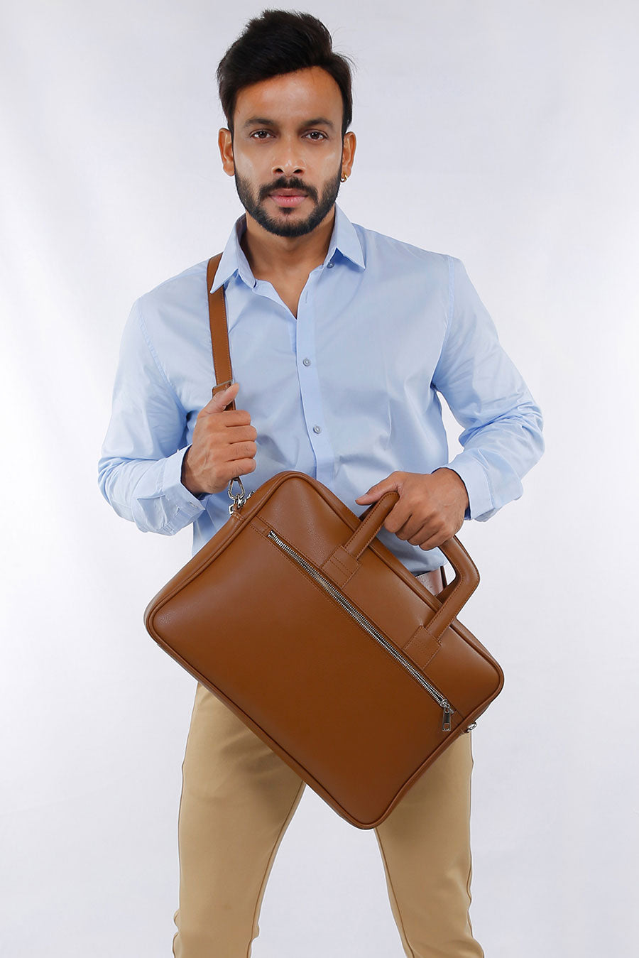 Knox 15inch Vegan Leather Laptop Bag Coconut Model2