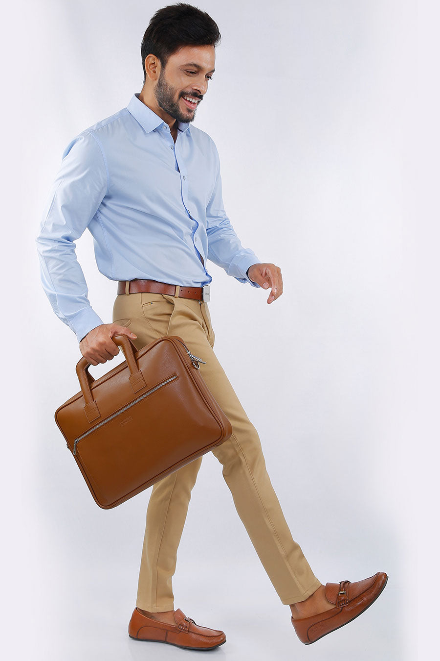 Knox 15inch Vegan Leather Laptop Bag Coconut Model3