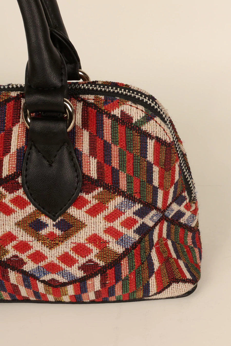 Everly Women's Handbag Handloom Hazelnut Close