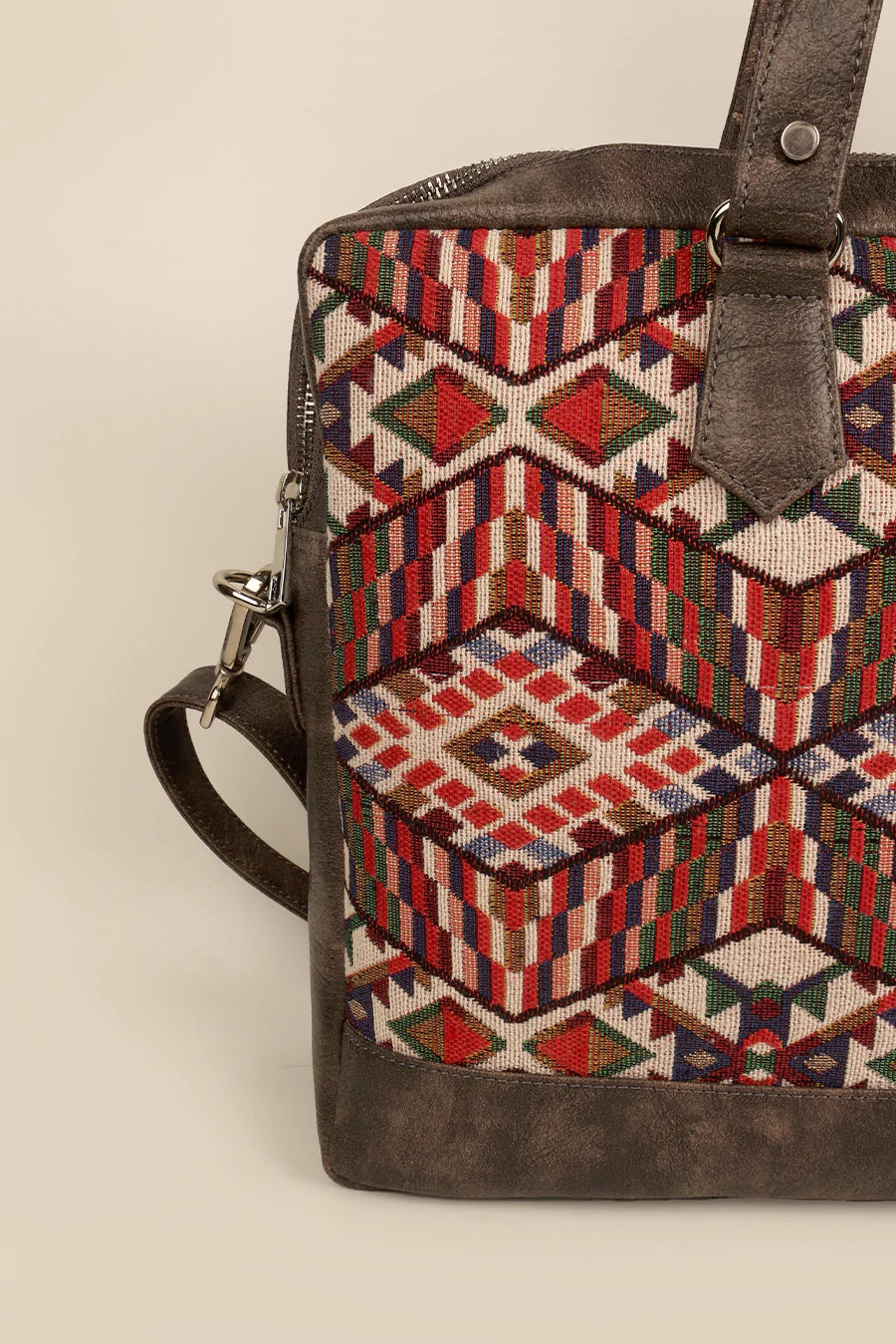 15 inch Ross Handloom Office Laptop Bag for men & women hazelnut close