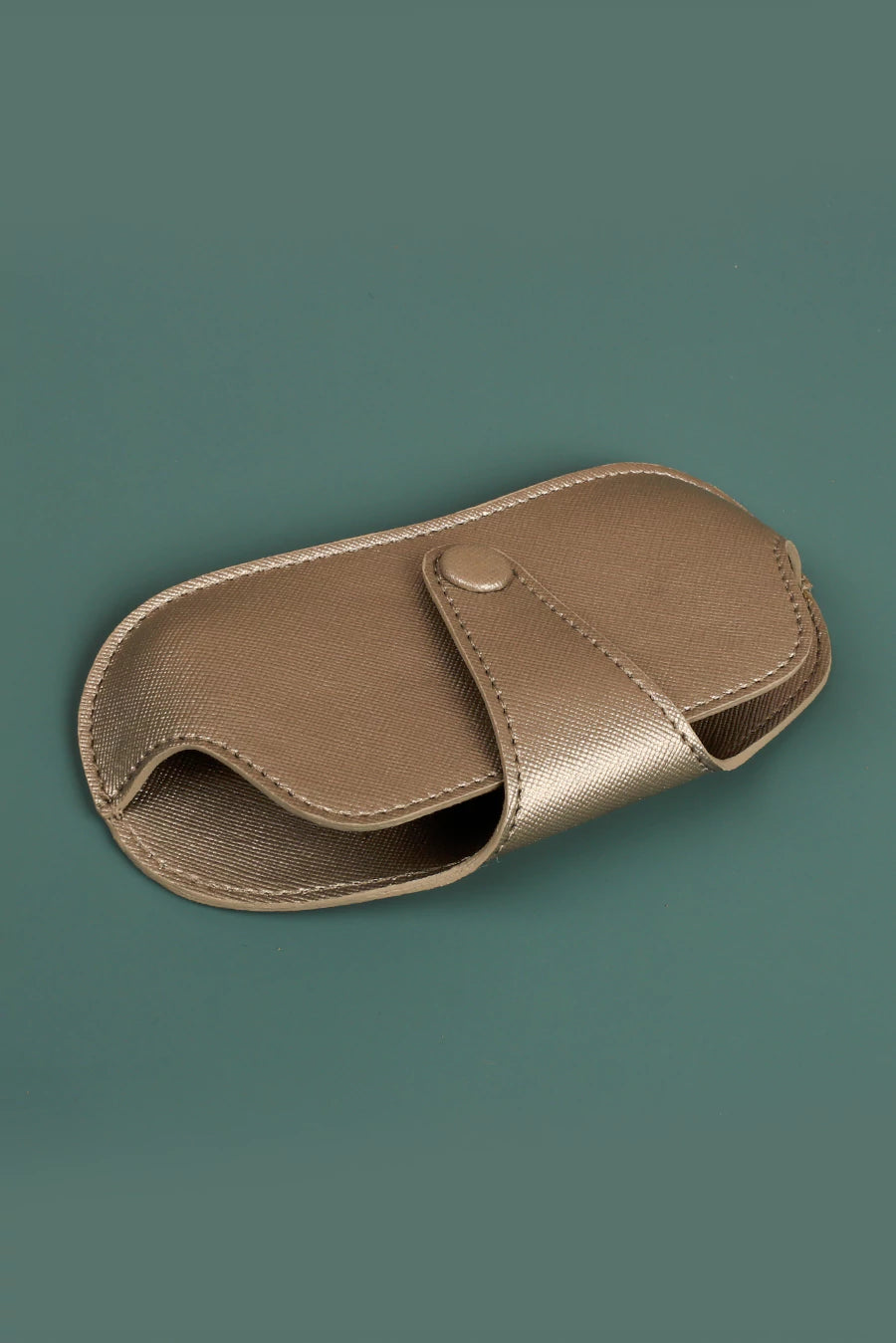 Jace Sunglass Case Vegan Leather Shinny Silver Front