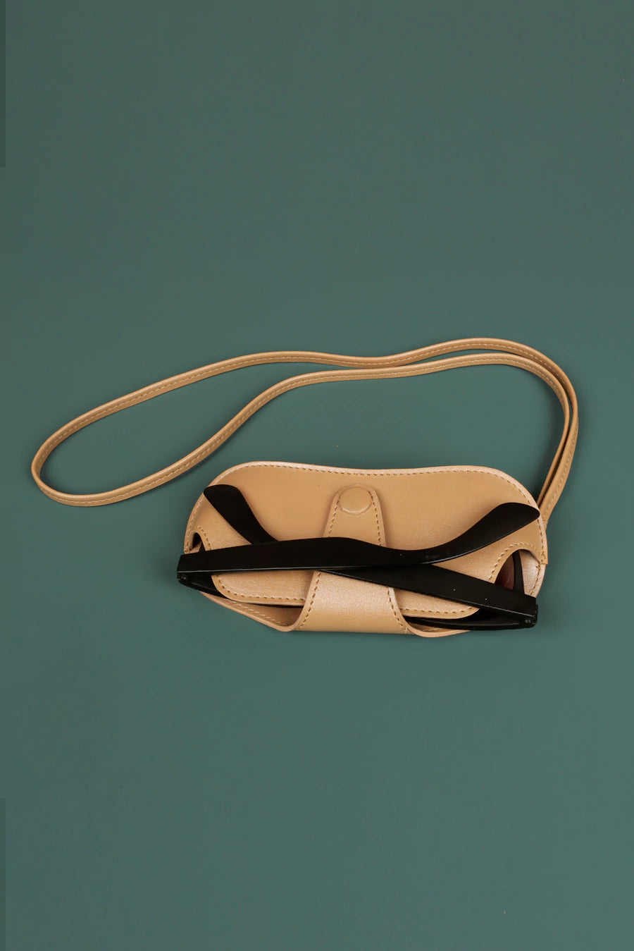 Vegan sunglass cover/case with sling champagne L1
