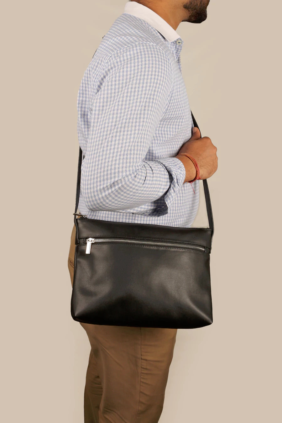 Arthur Men Vegan Leather Sling Bag Vanta Black M2