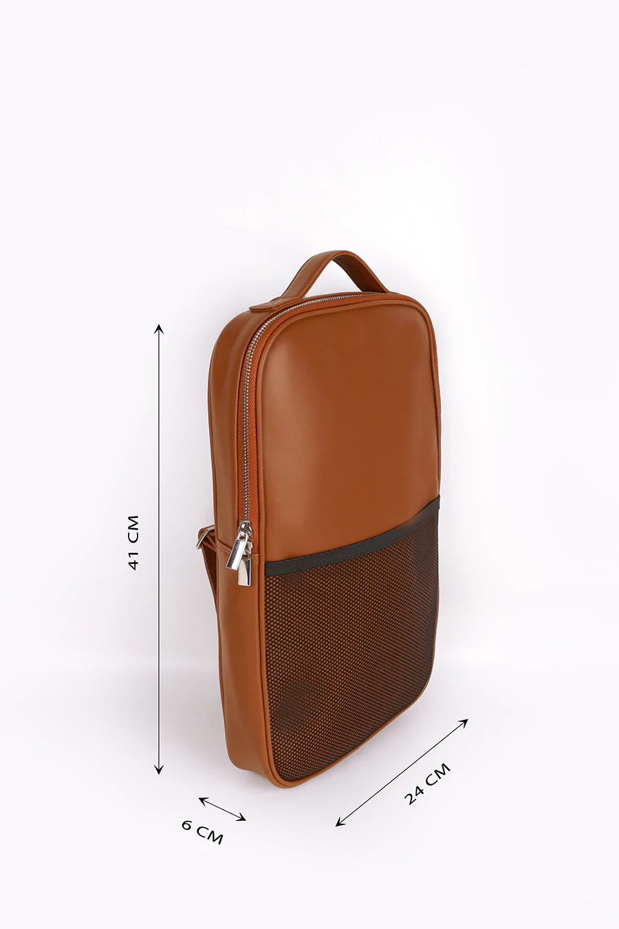 carry all your gaming gear in style in our cruelty free paddle bag tan measurement