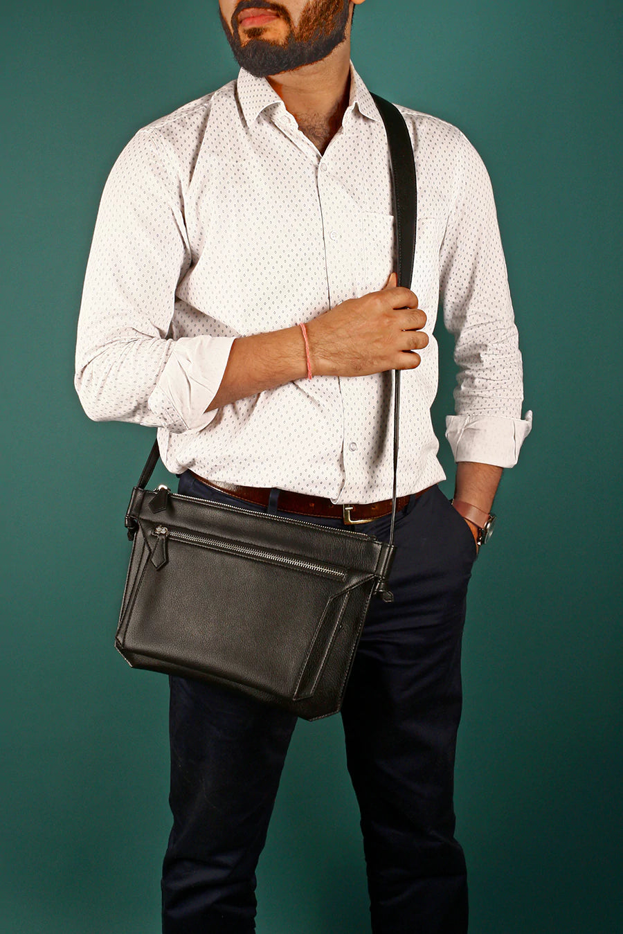 eddy vegan men side bag black M1