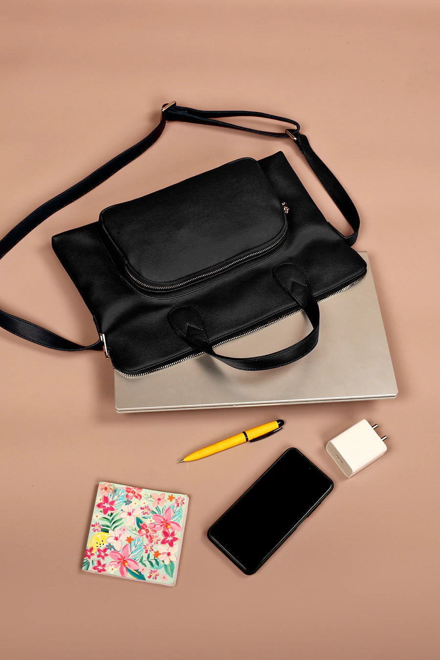 13 inch vegan Slim laptop bag black L1
