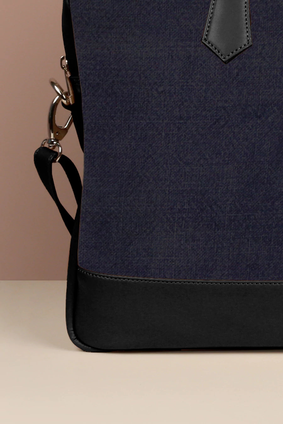 Soft Jute Ross Laptop Bag Spruce Close