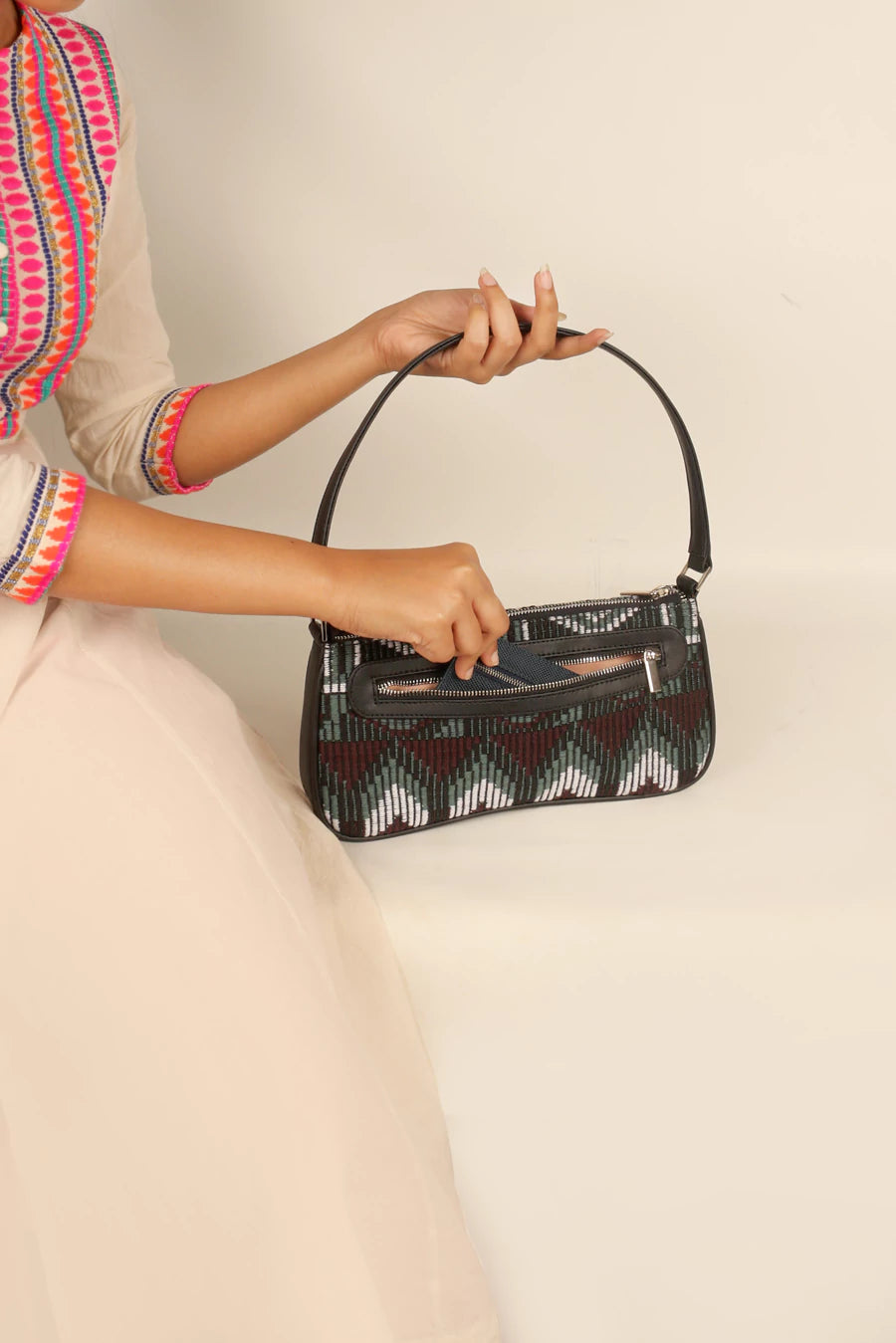 Emily Handloom Shoulder Bag Cactus Model 3