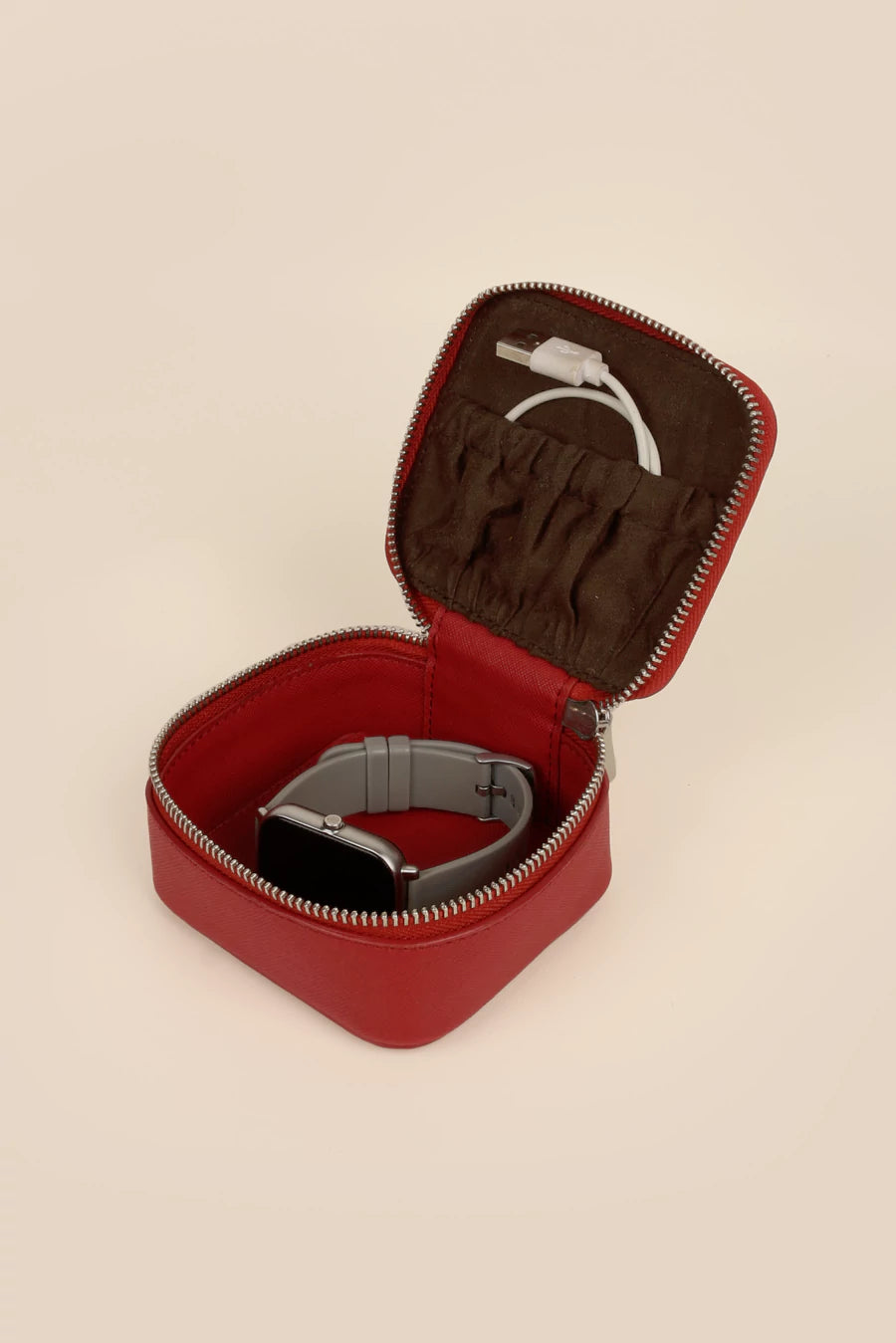 Vegan Square jewellery case ruby lifestyle 