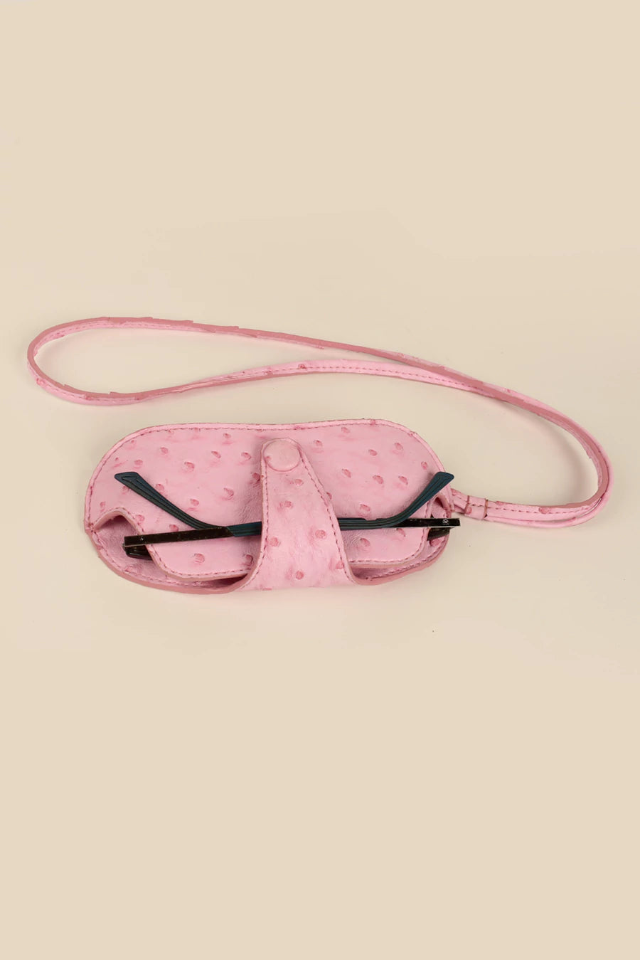Jace Sunglass Cover with Sling Vegan Leather Ost Pink Lifestyle