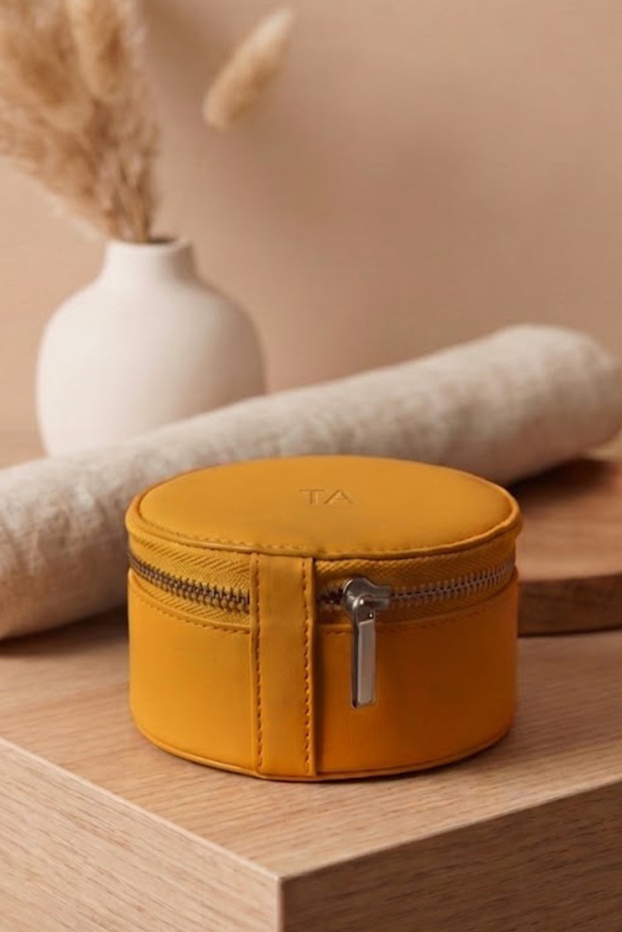 Rogate Large Vegan Leather Watch Case 🏆 #1 Bestseller | Loved by 1000+ Customers