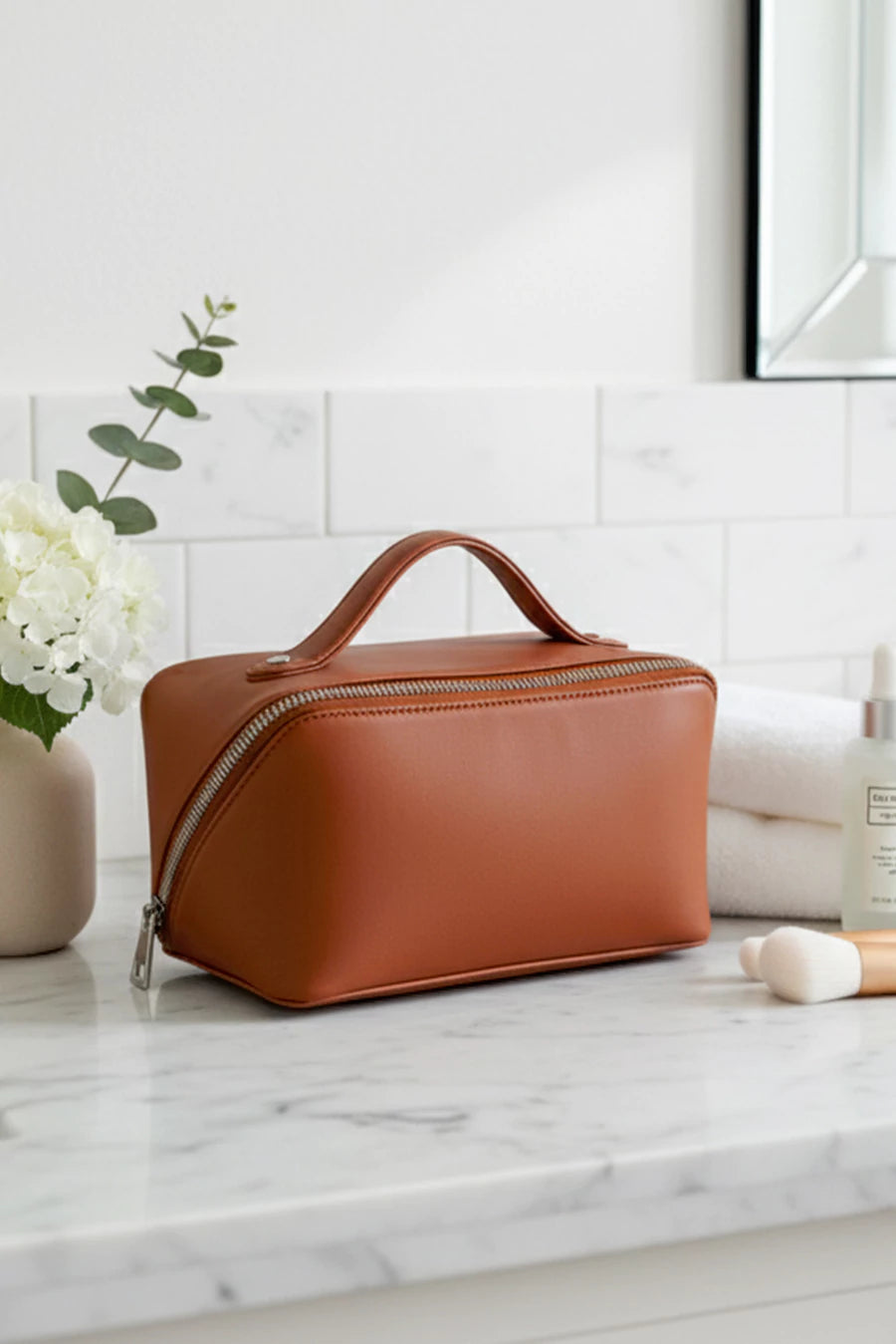 Emi Vegan Leather Toiletry Pouch THE HOUSE OF GANGES