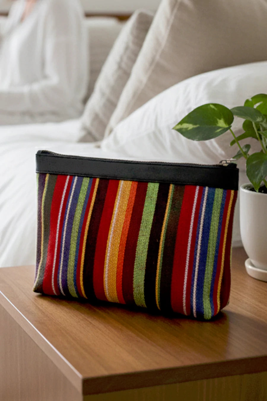 Slindon Small Handloom Toiletry Pouch THE HOUSE OF GANGES