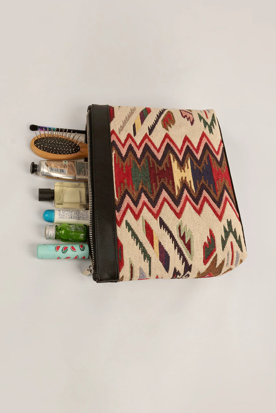 Slindon Medium Handloom Toiletry Pouch Cappaccino Lifestyle