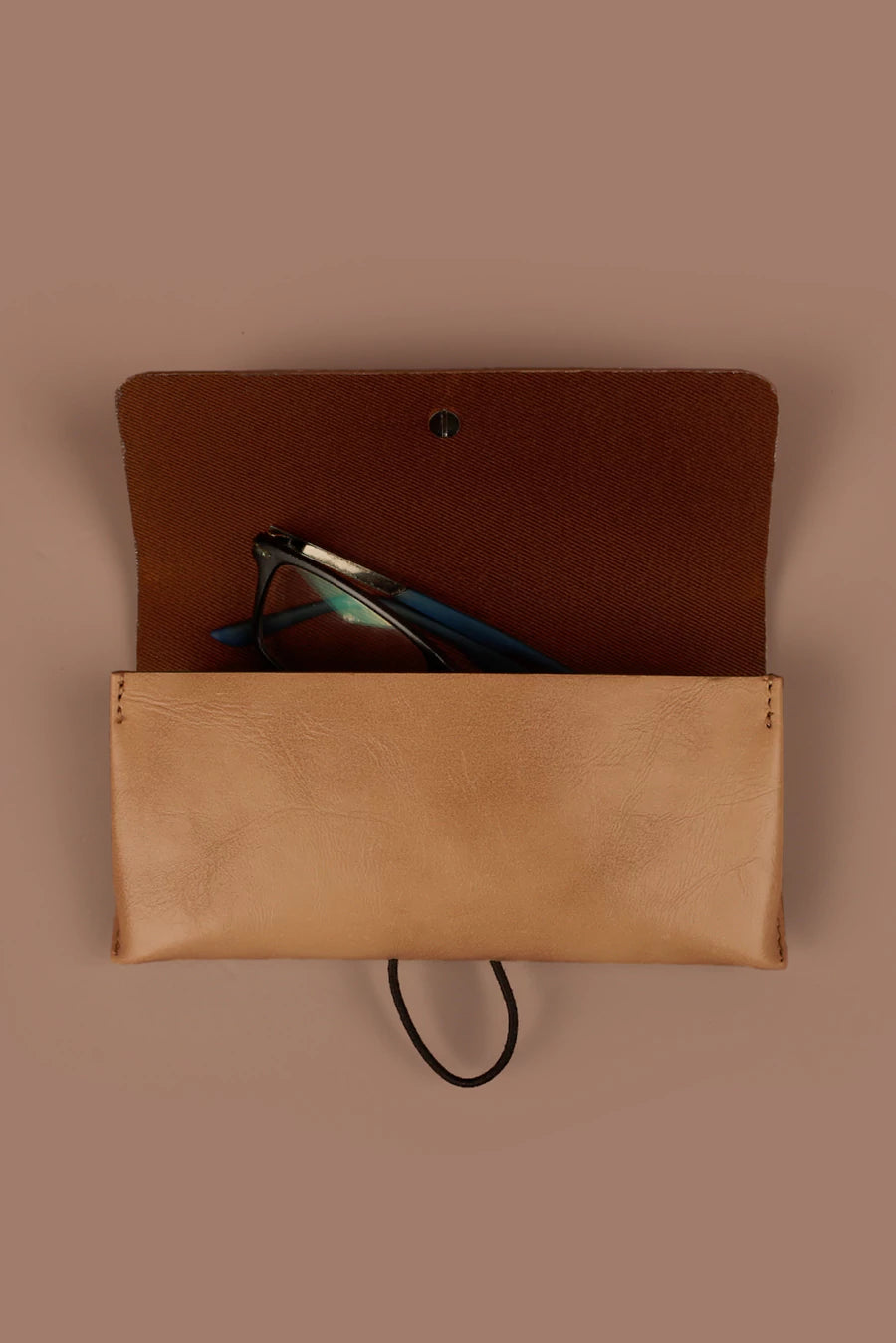 Newell Sunglass Case/ Cover Caramel Front