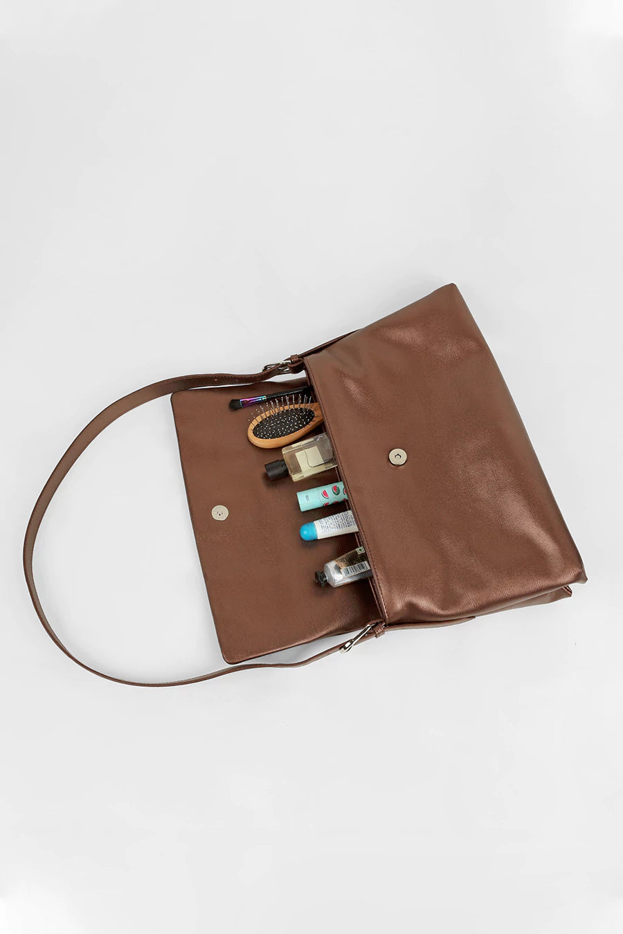 Maeve Cruelty Free Women Shoulder Bag Mahogany Lifestyle