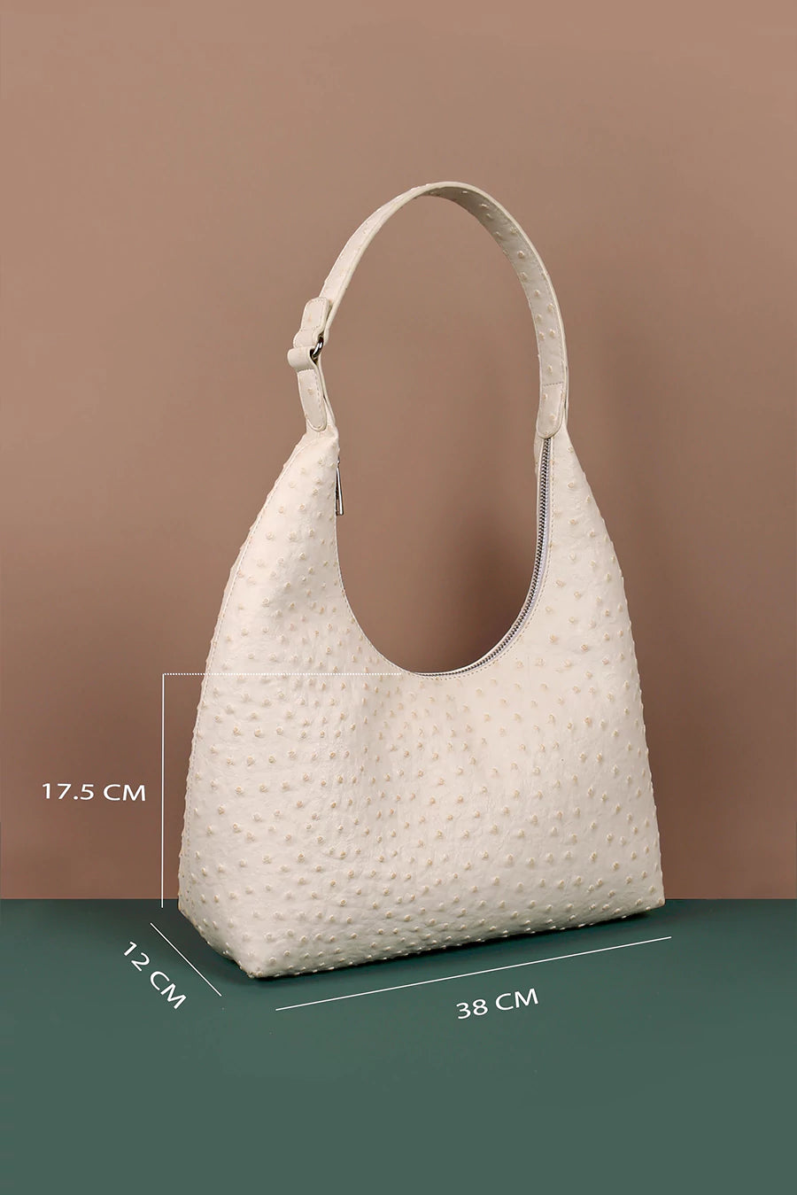 Katie Medium Vegan Leather Shoulder Bag Ostrich White Mesaurement