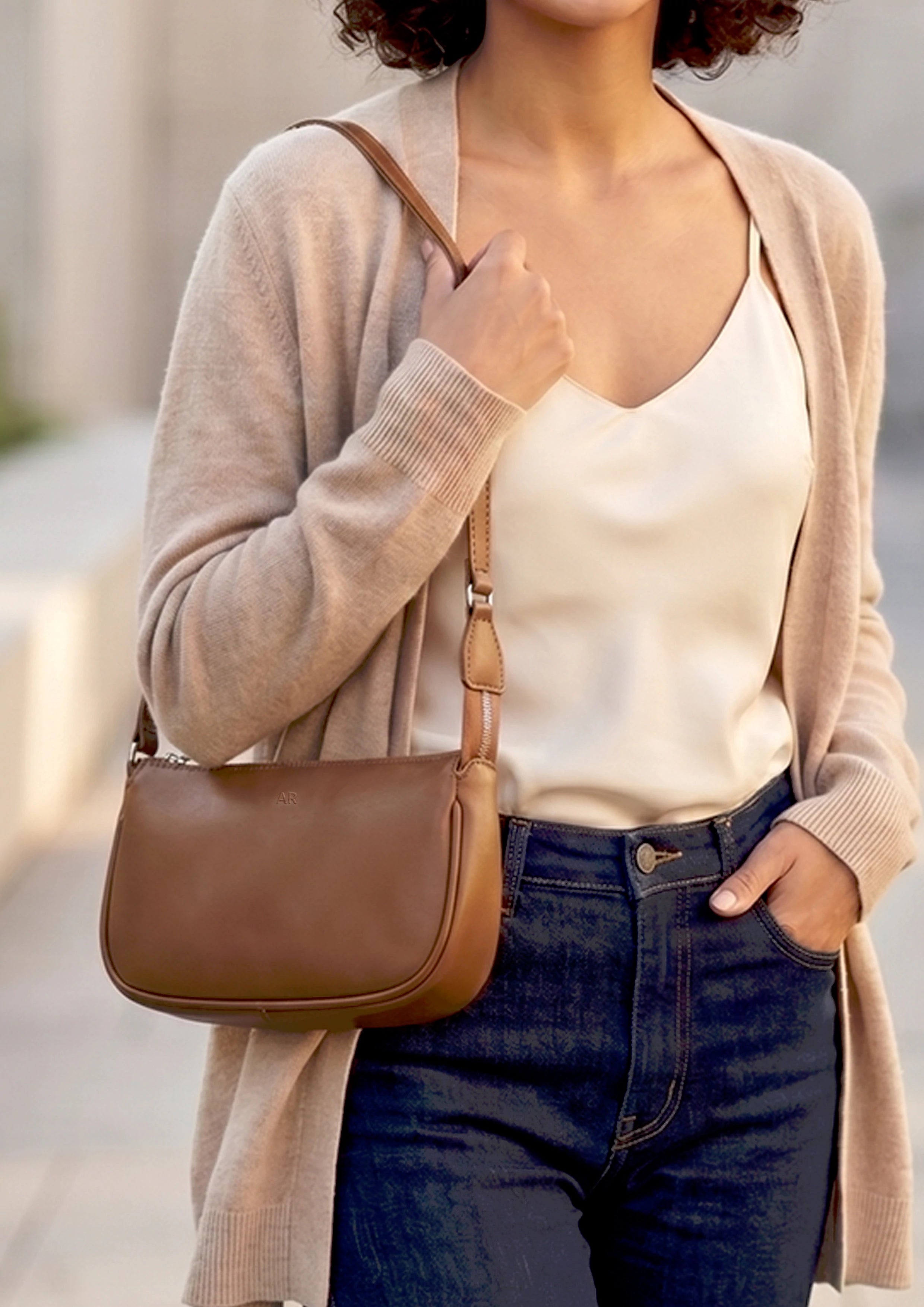 Daily Sling Vegan leather Shoulder Bag