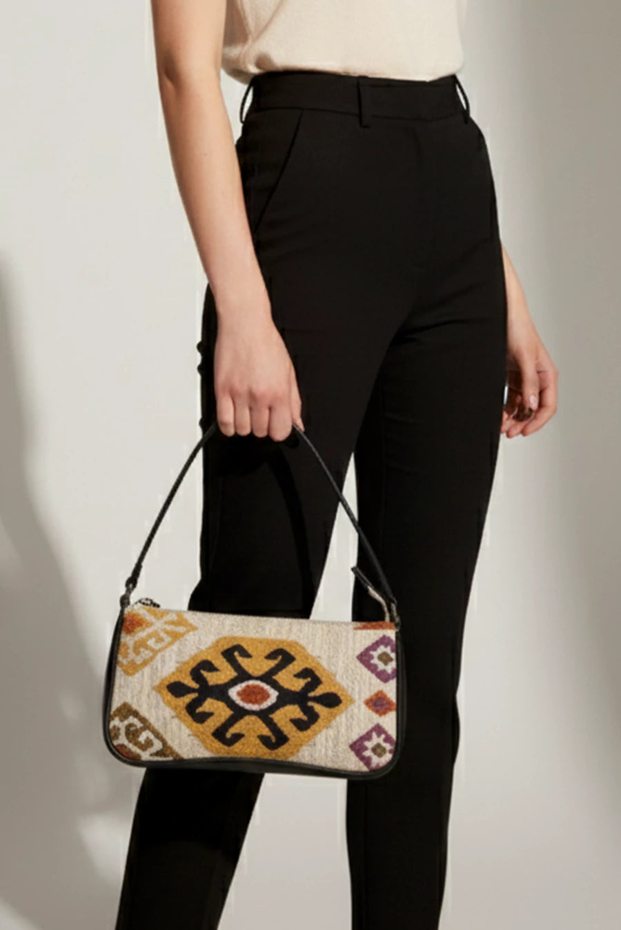 Emily Handloom Shoulder Bag THE HOUSE OF GANGES