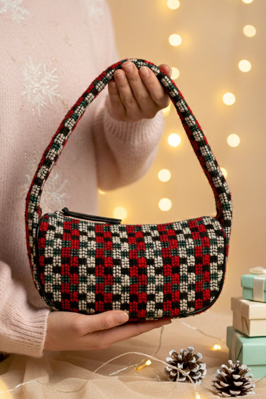 Cushy Handloom Shoulder Bag THE HOUSE OF GANGES