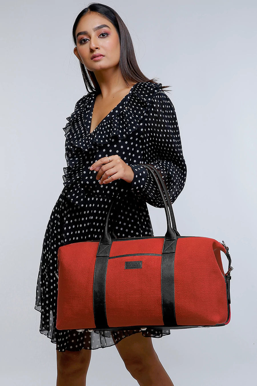 Joey Large Soft Jute Duffle Bag For Women THE HOUSE OF GANGES